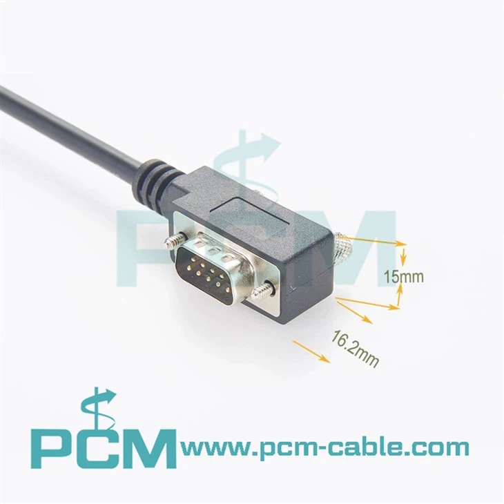 Links gewinkeltes RS232-Kabel